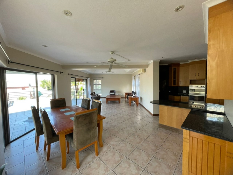 4 Bedroom Property for Sale in Caribbean Beach Club North West